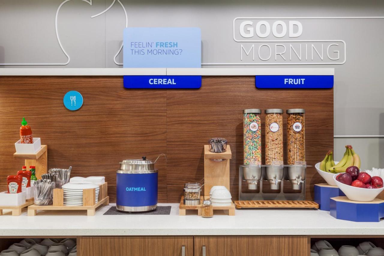 Holiday Inn Express Hotel & Suites Livermore By Ihg מראה חיצוני תמונה